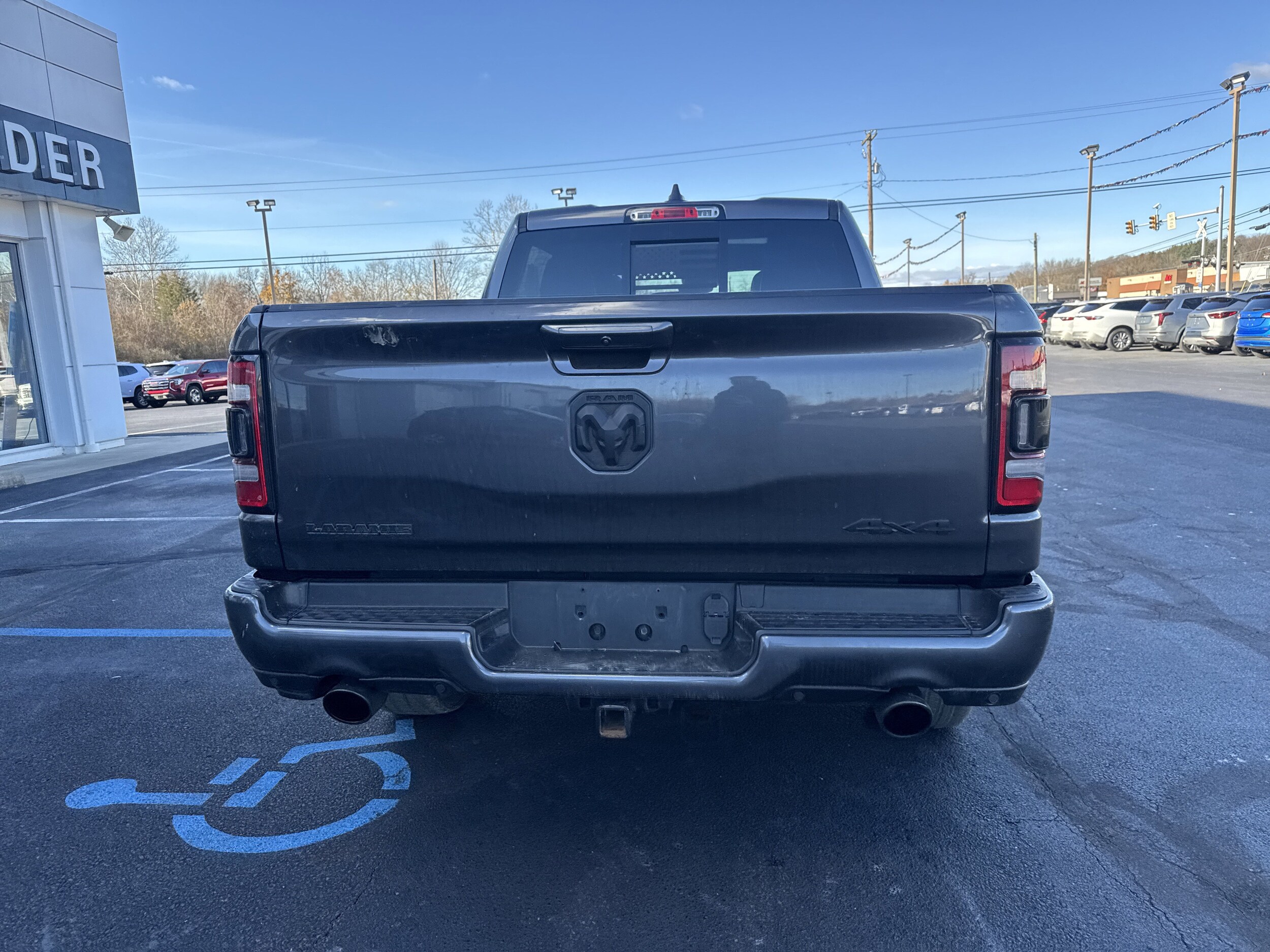 2022 Ram 1500 Laramie photo 2