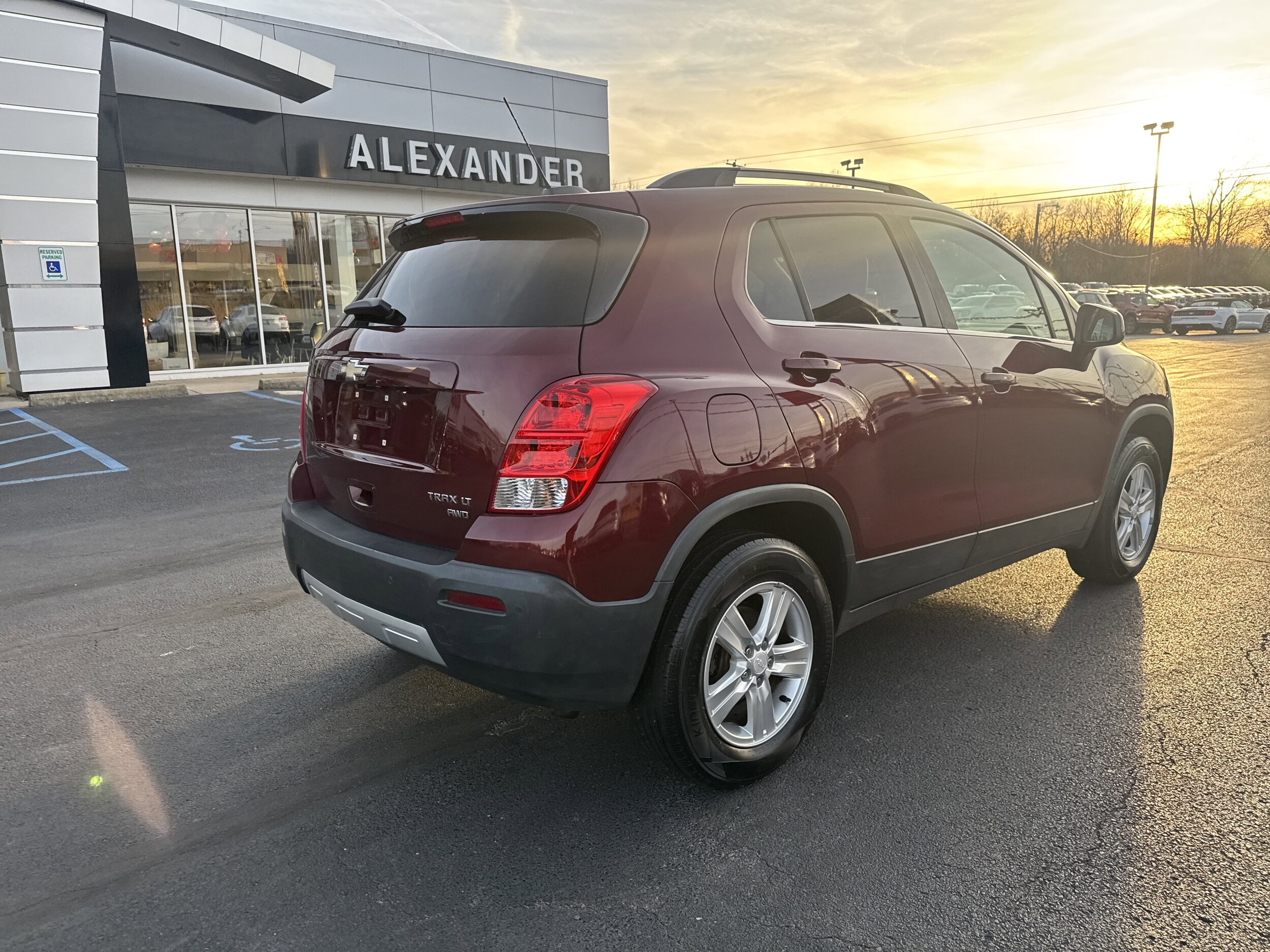 2016 Chevrolet Trax LT photo 2