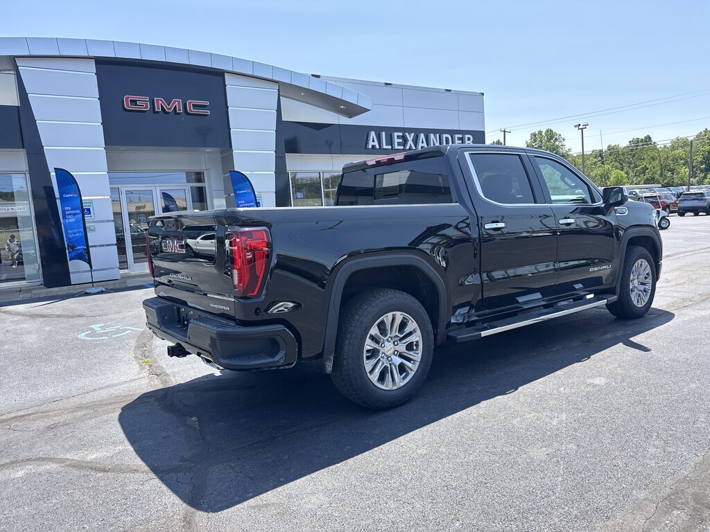 New 2026 GMC Sierra 1500 Denali Truck Crew Cab