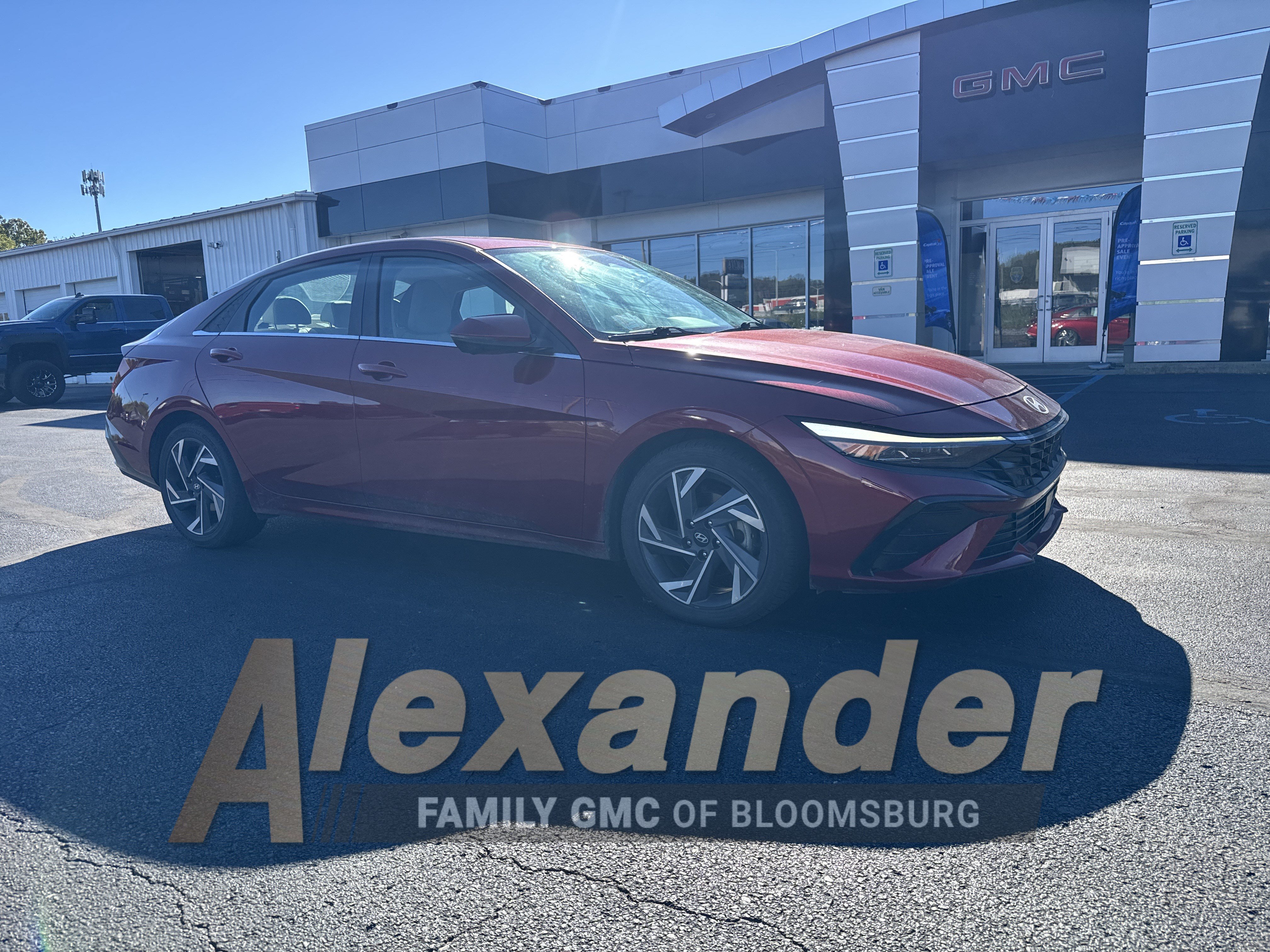  Hyundai Elantra