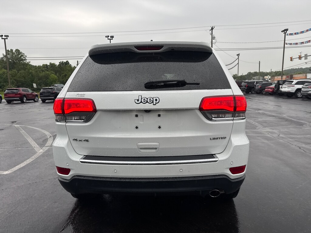 Used 2018 Jeep Grand Cherokee Limited 4x4 SUV