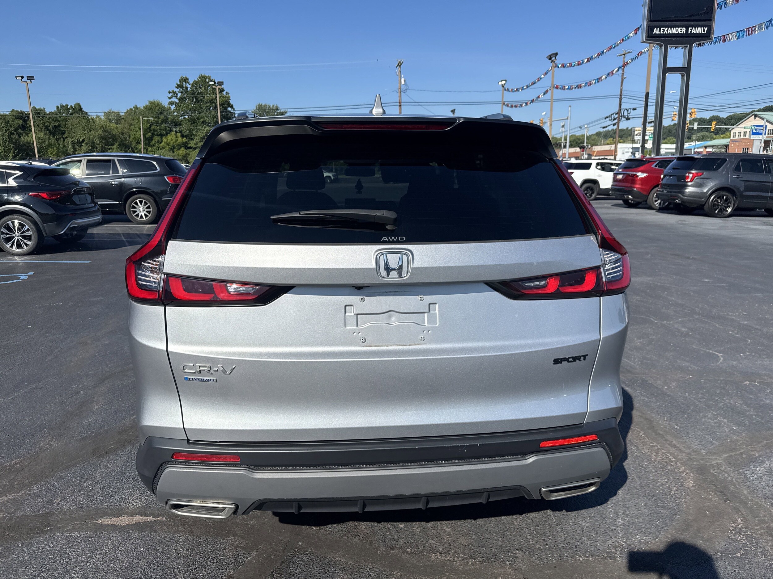 2023 Honda CR-V Hybrid Sport photo 4
