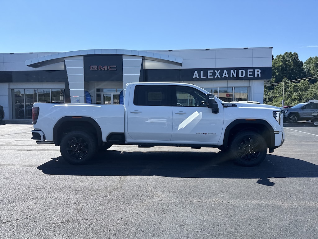 New 2026 GMC Sierra 2500 HD AT4 Truck Crew Cab