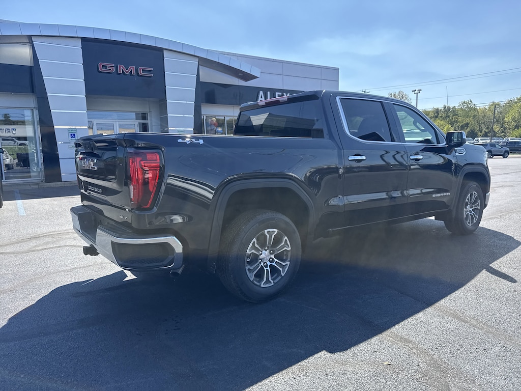 New 2026 GMC Sierra 1500 SLT Truck Crew Cab