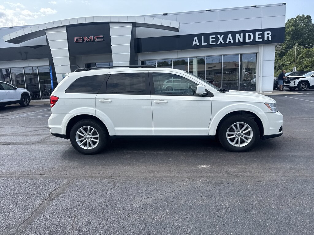 Used 2014 Dodge Journey SXT SUV