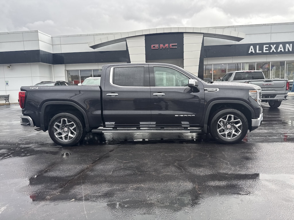 New 2026 GMC Sierra 1500 SLT Truck Crew Cab