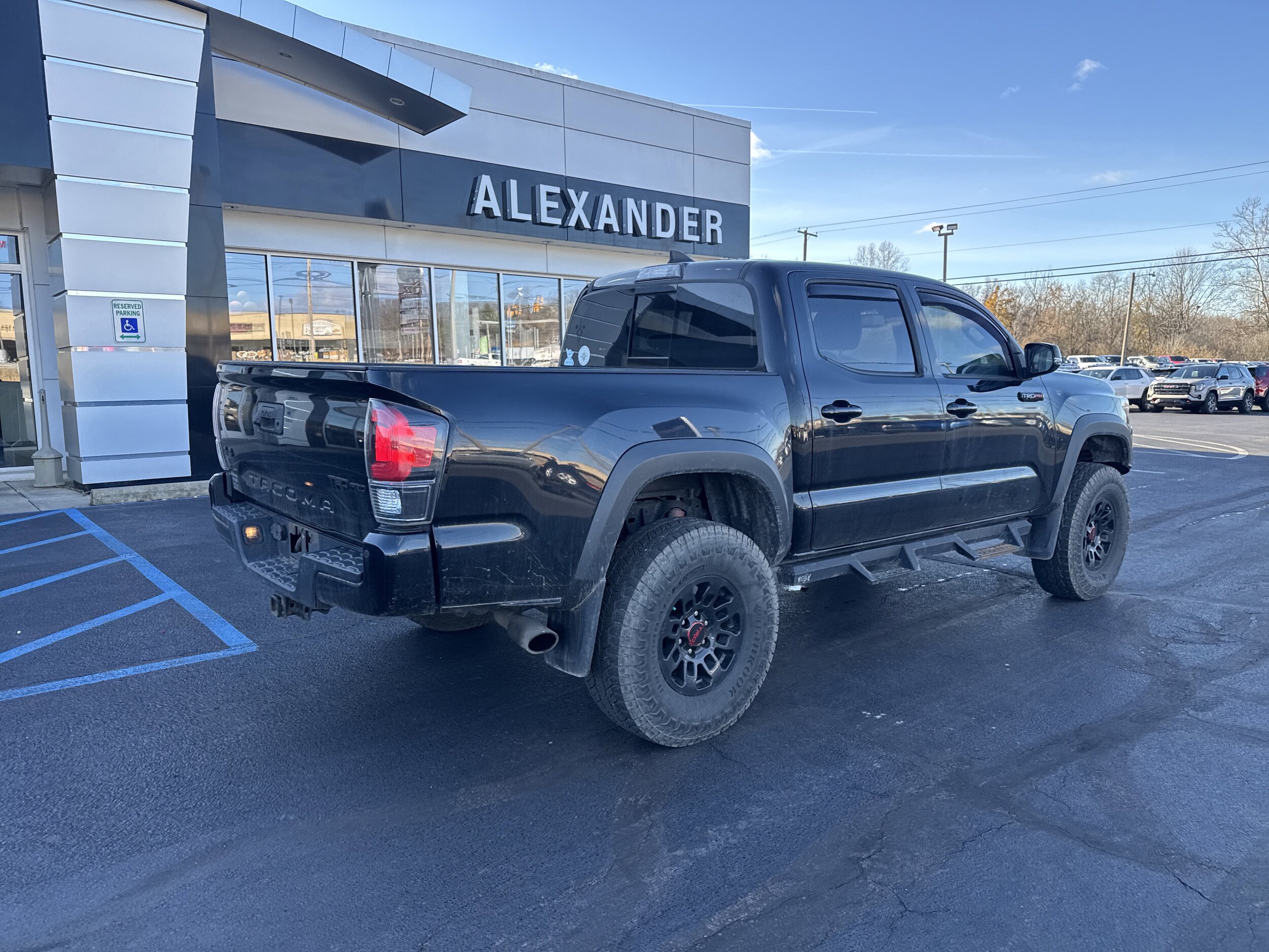 2019 Toyota Tacoma TRD Pro V6 photo 3