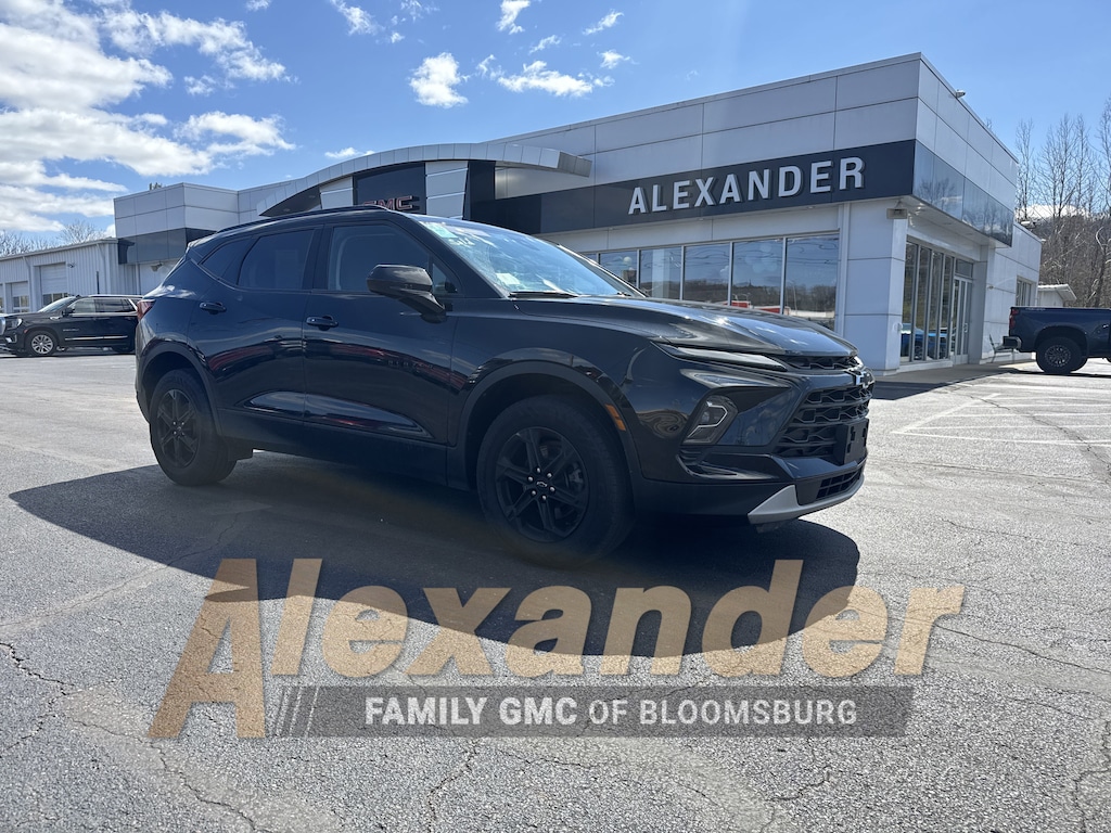 Used 2023 Chevrolet Blazer LT w/2LT SUV