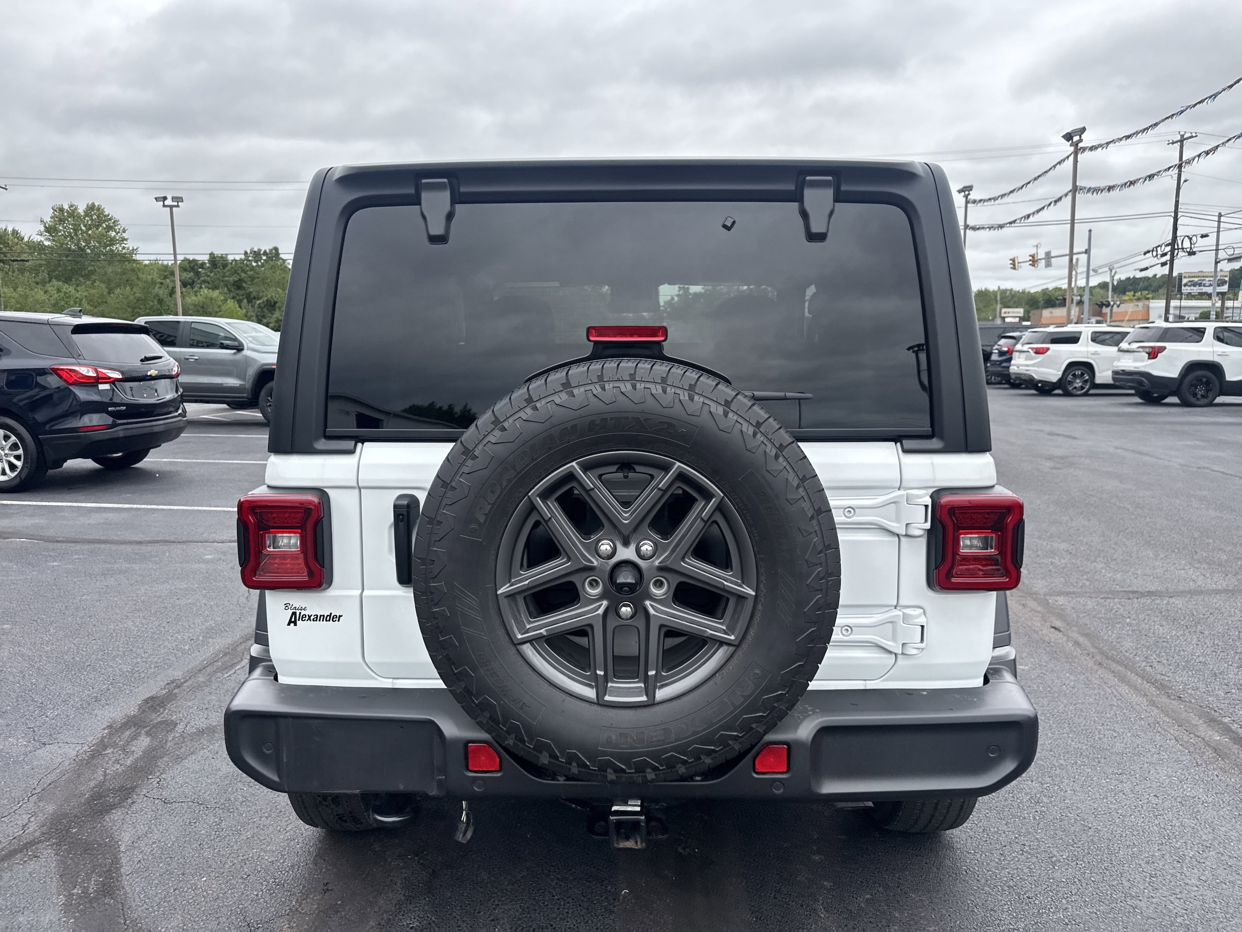 2024 Jeep Wrangler Sport S photo 4