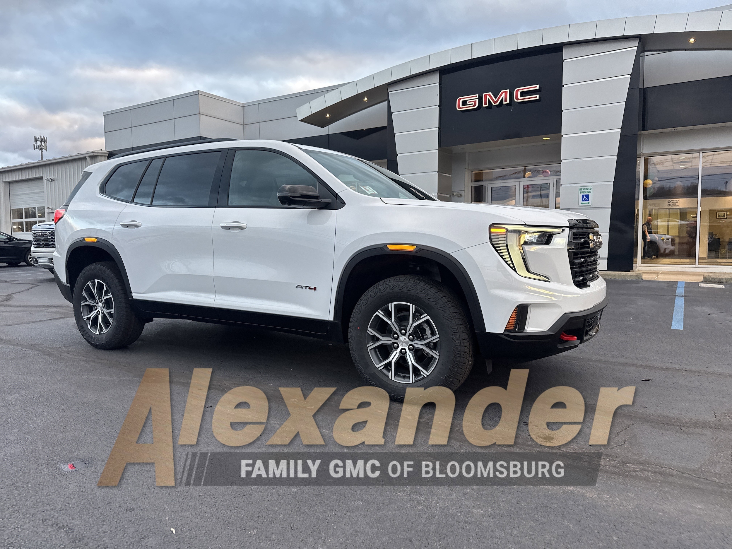 2026 GMC Acadia AT4 AWD's photo