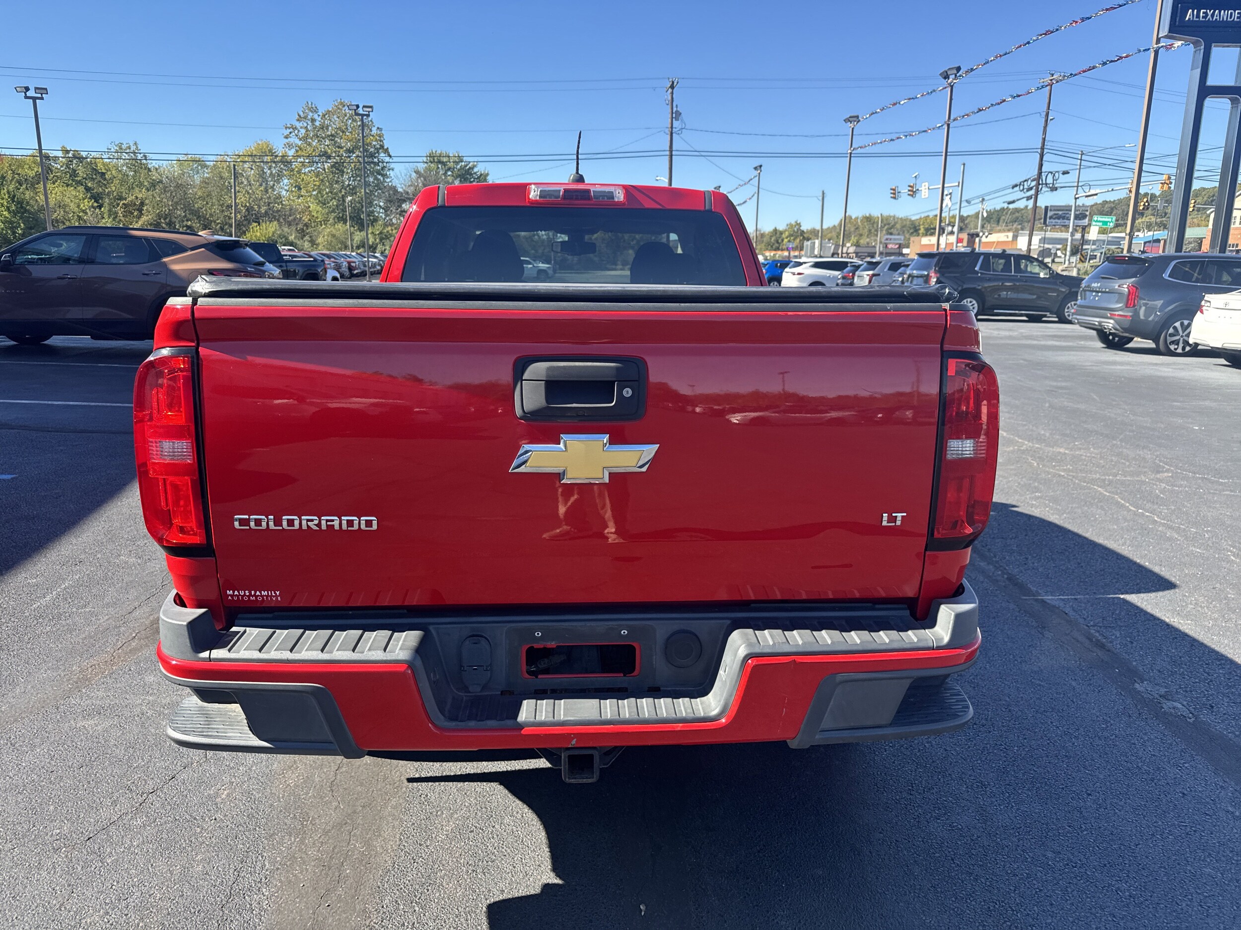 2015 Chevrolet Colorado LT photo 3
