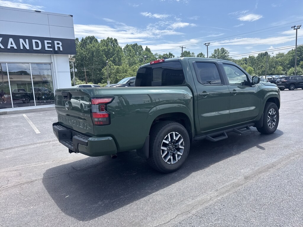 Used 2024 Nissan Frontier SL Truck Crew Cab
