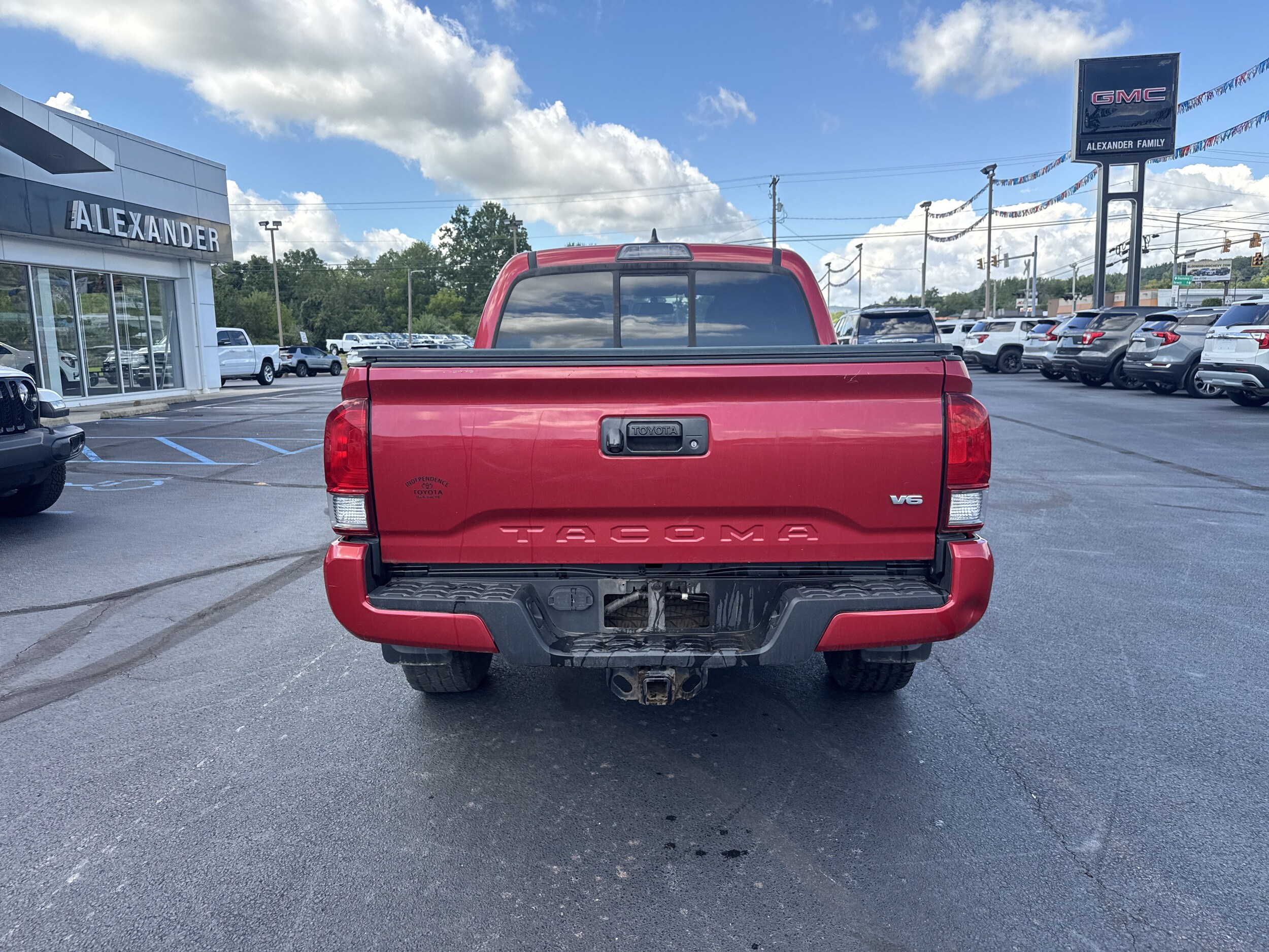 2016 Toyota Tacoma SR photo 4