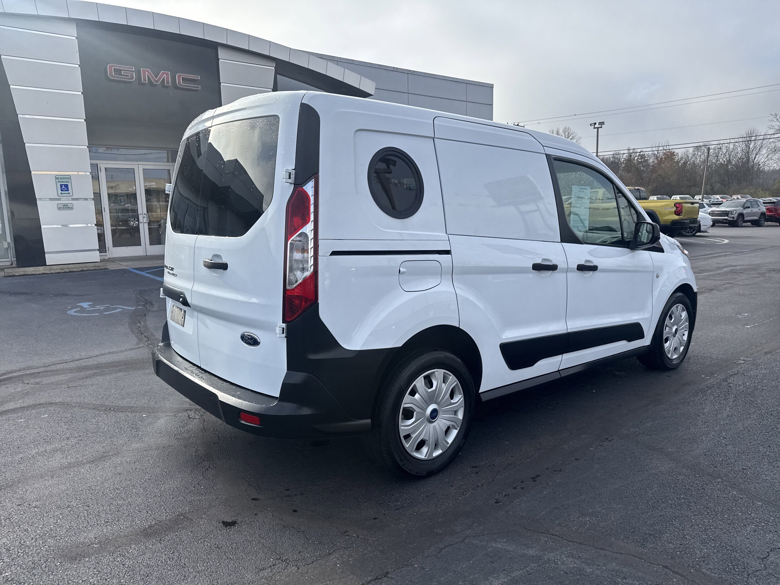 2019 Ford Transit Connect Van XL photo 3