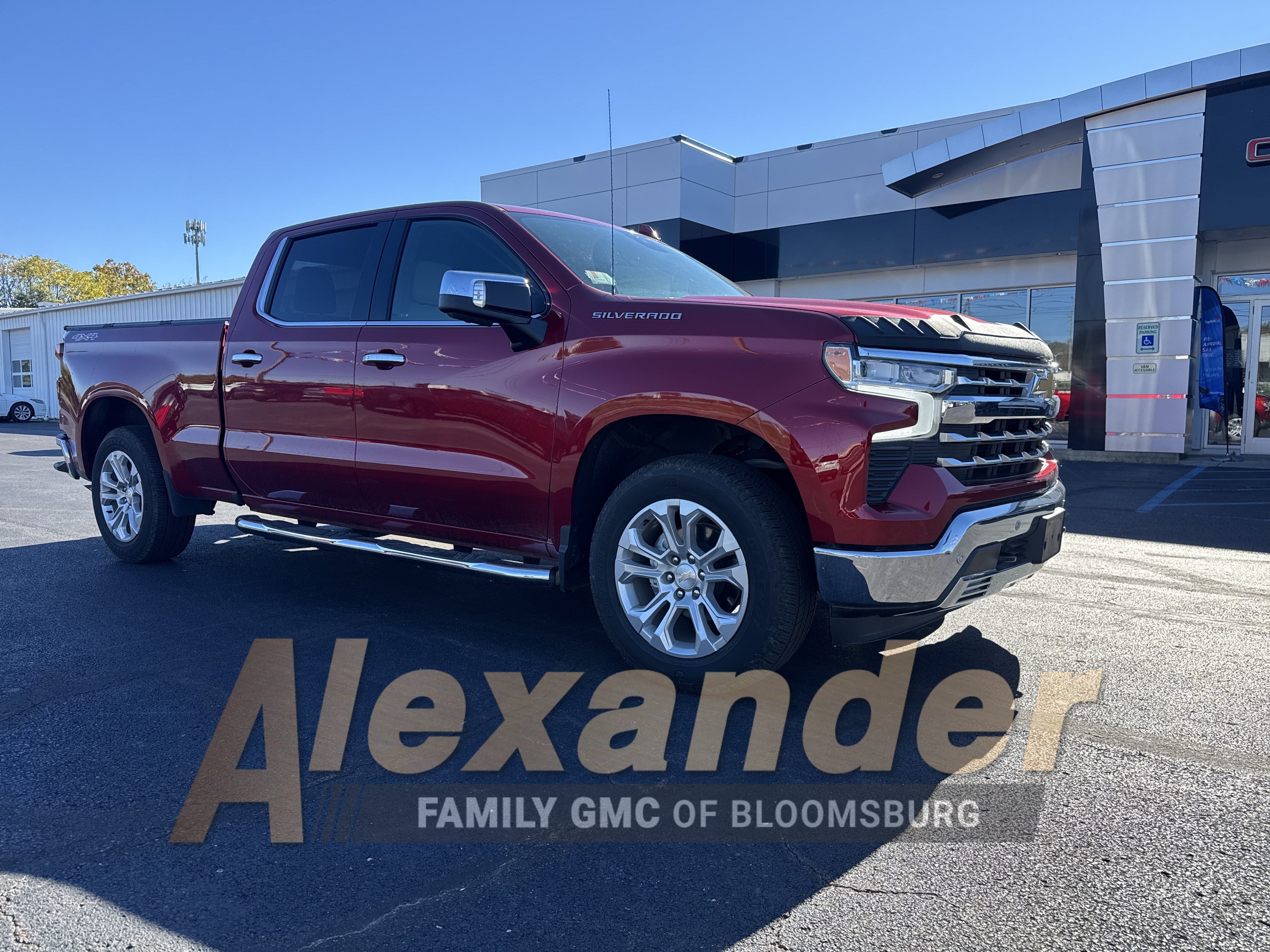 2025 Chevrolet Silverado 1500 LTZ