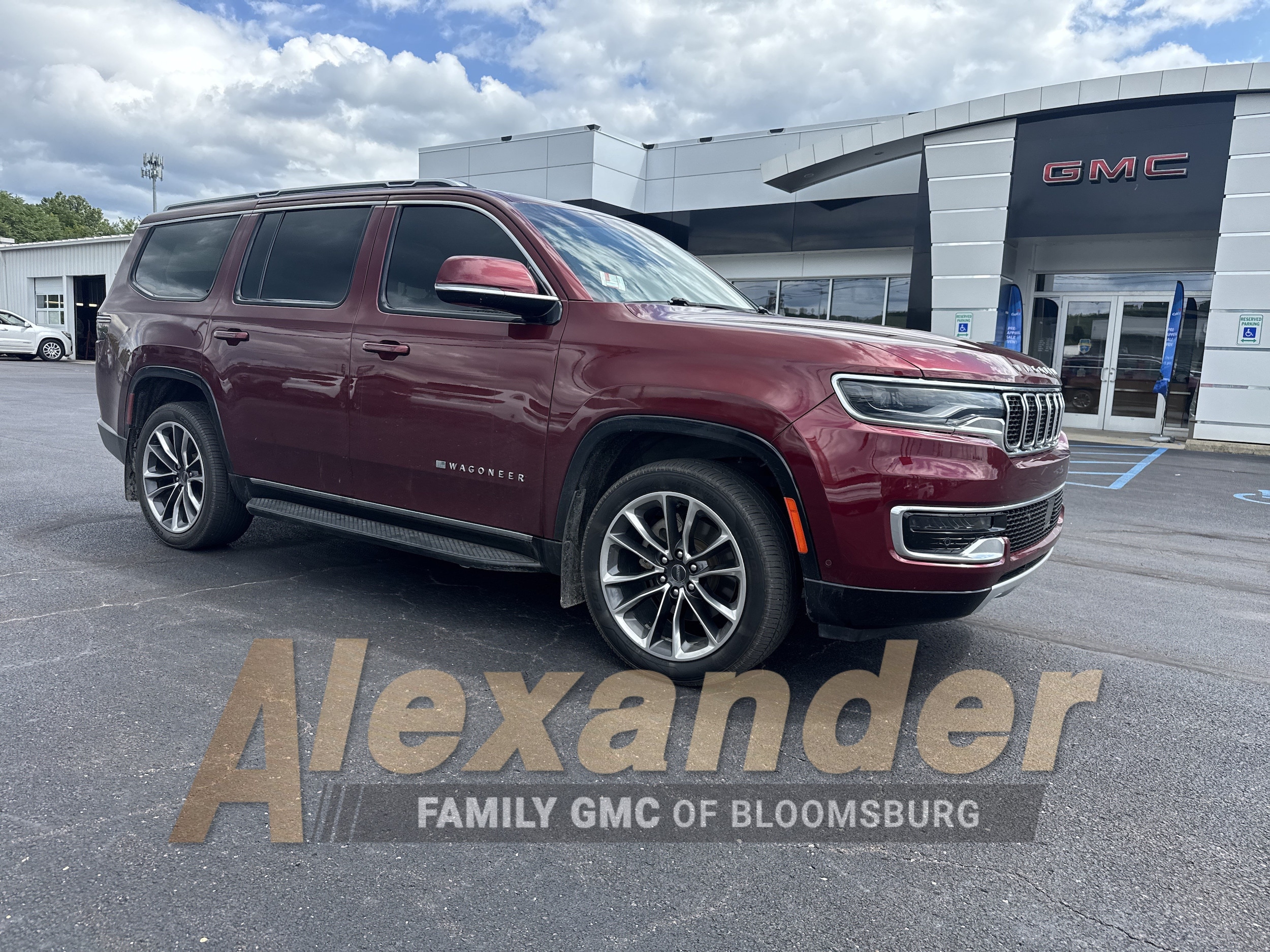 2022 Jeep Wagoneer