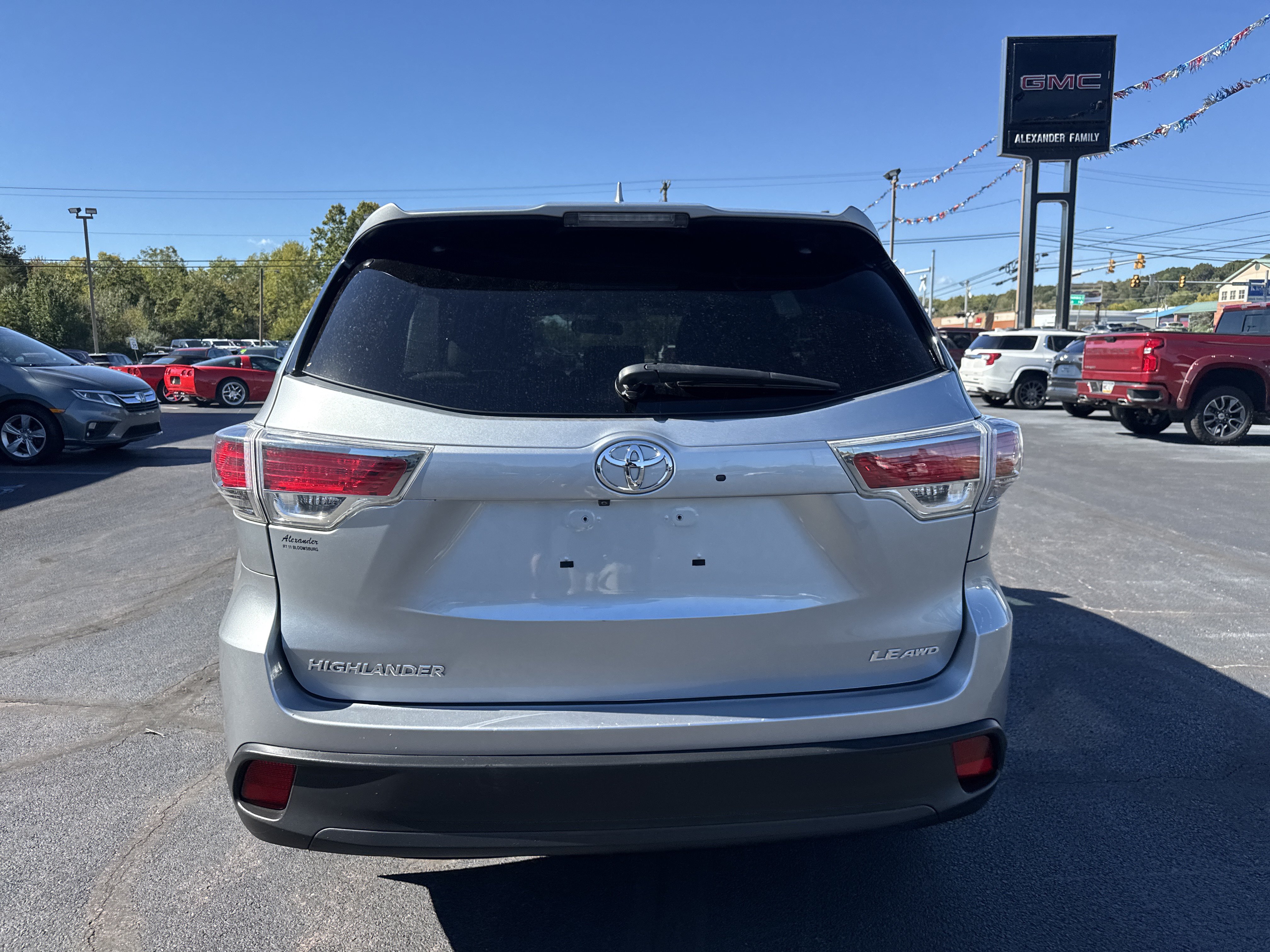 Used 2015 Toyota Highlander LE Plus V6 SUV