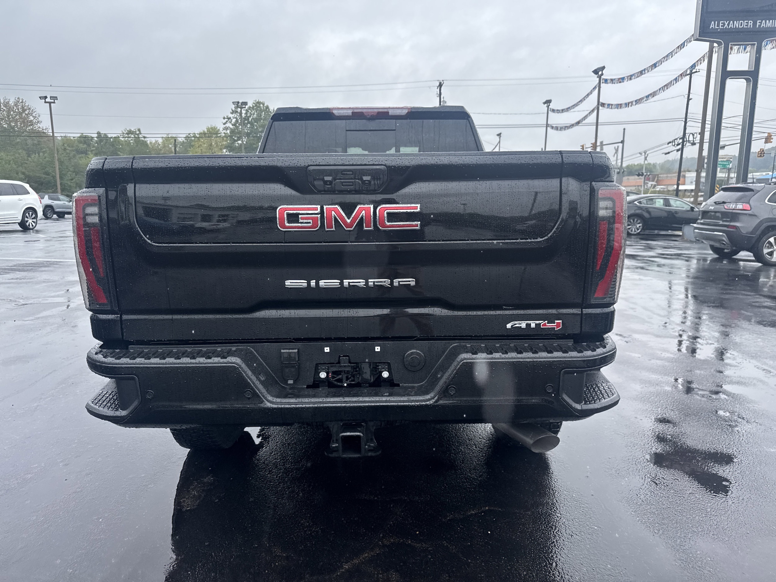 2025 Gmc Sierra 2500 HD AT4 photo 3