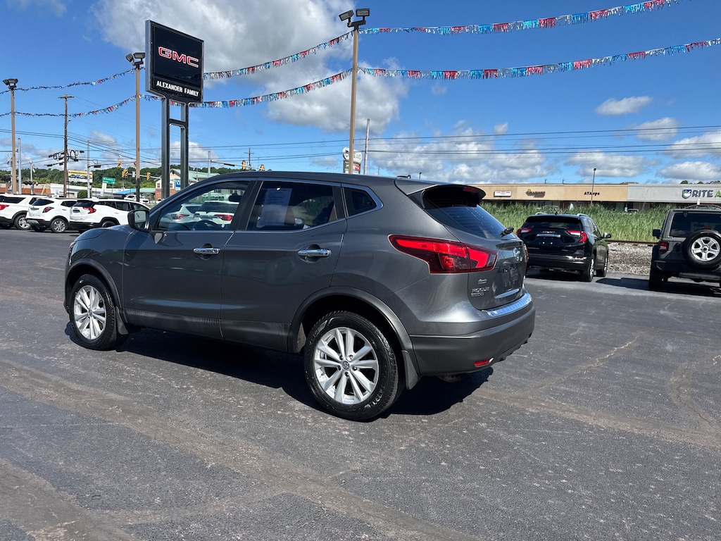 Used 2018 Nissan Rogue Sport S SUV