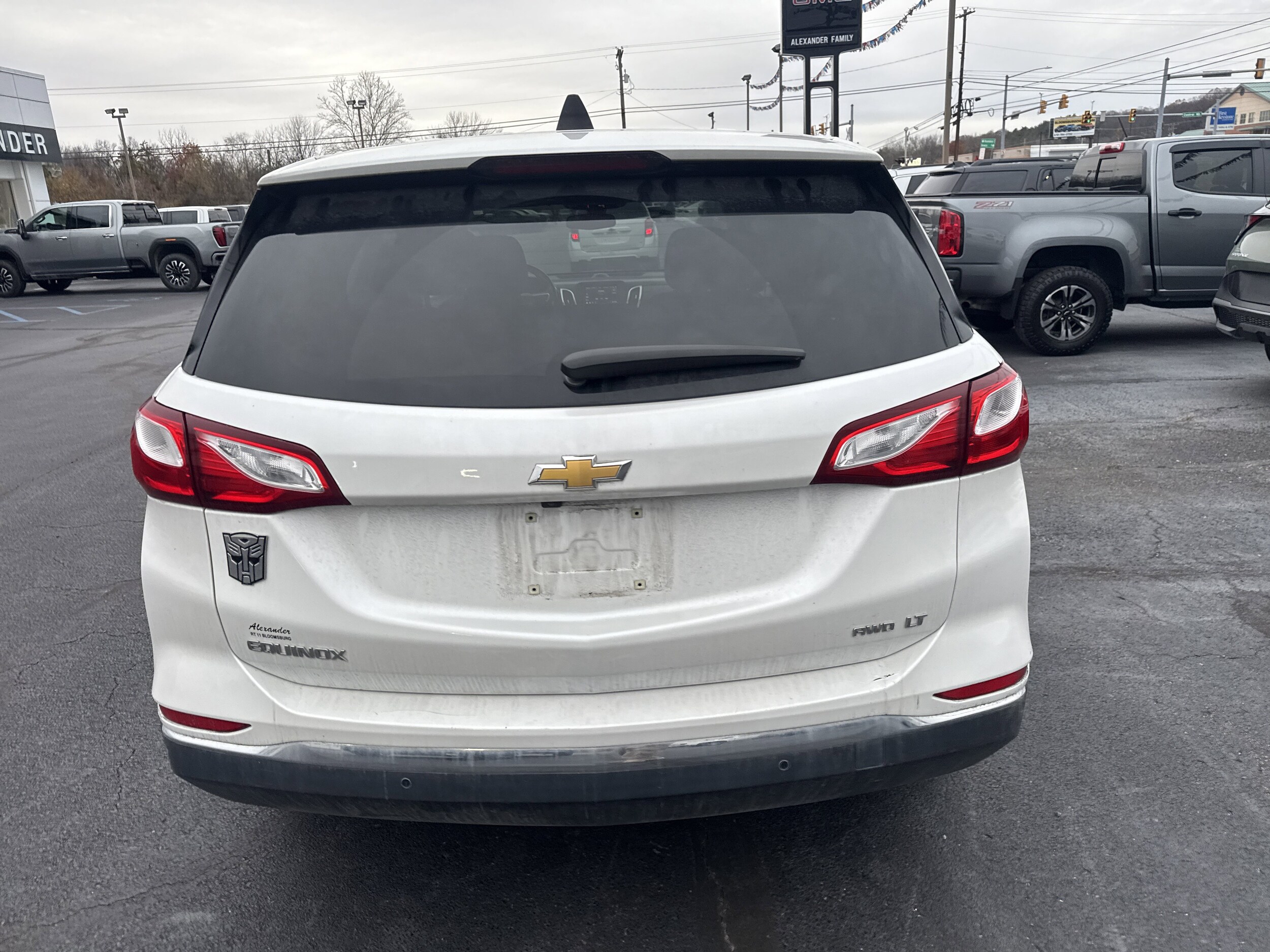 2019 Chevrolet Equinox LT photo 3