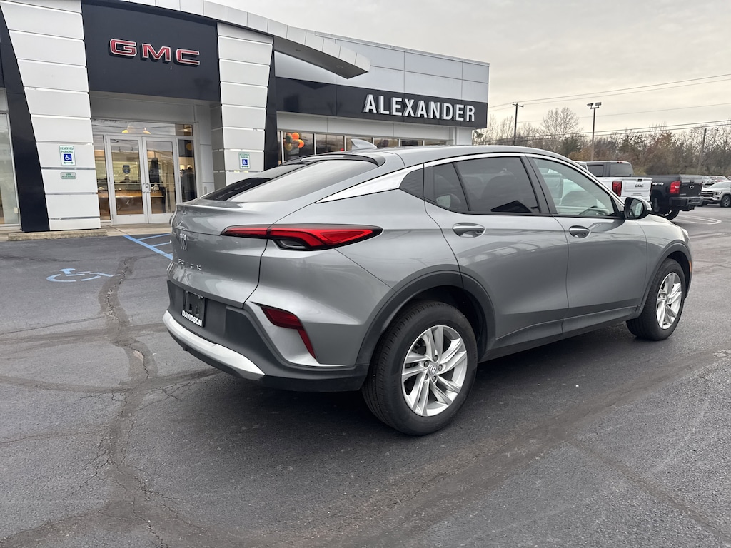 Used 2024 Buick Envista Preferred SUV