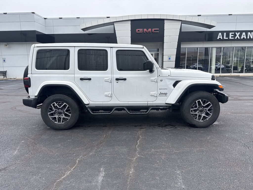 Used 2024 Jeep Wrangler Sahara SUV