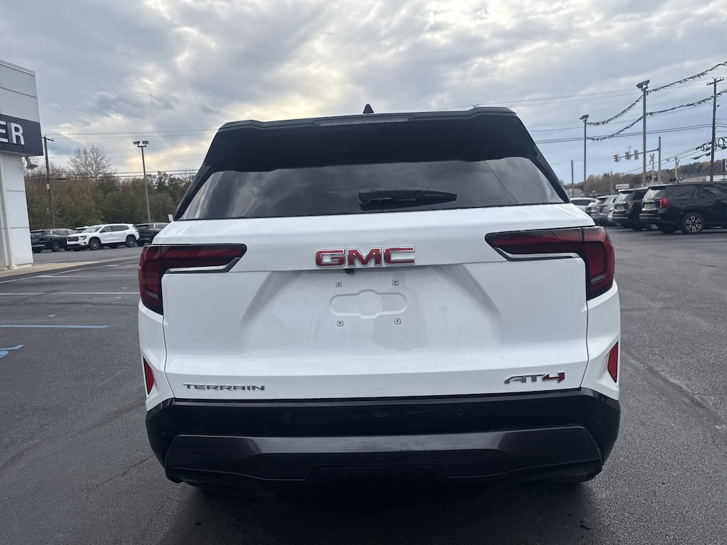 New 2026 GMC Terrain AWD AT4 SUV