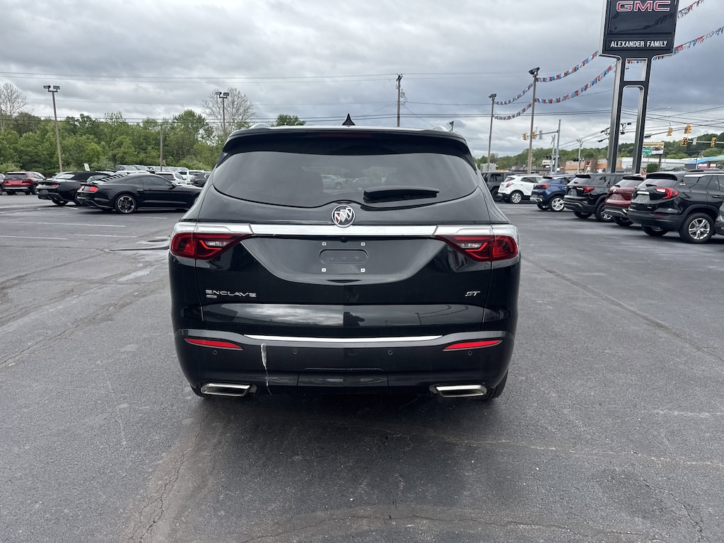 Used 2024 Buick Enclave Essence SUV