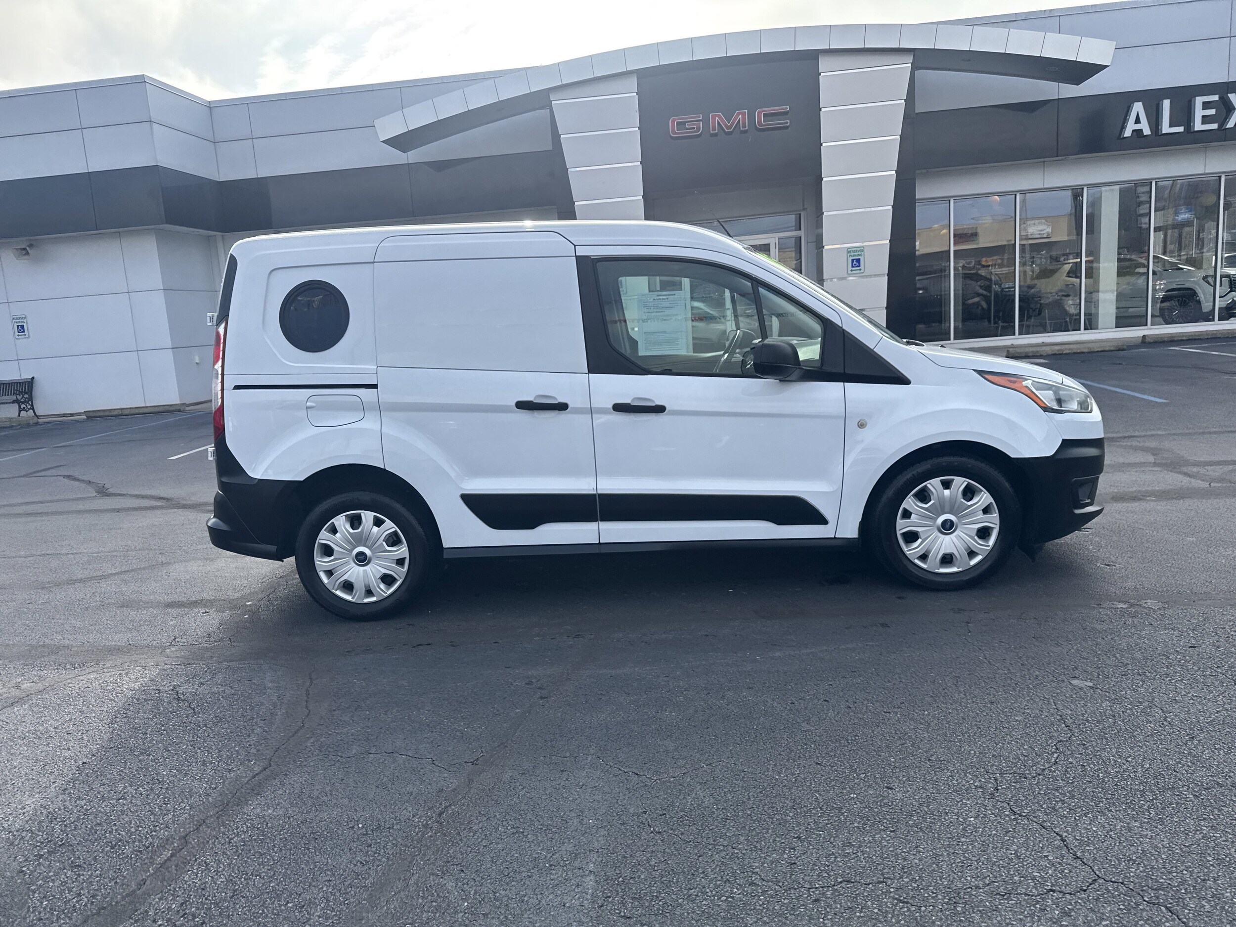 2019 Ford Transit Connect Van XL photo 2