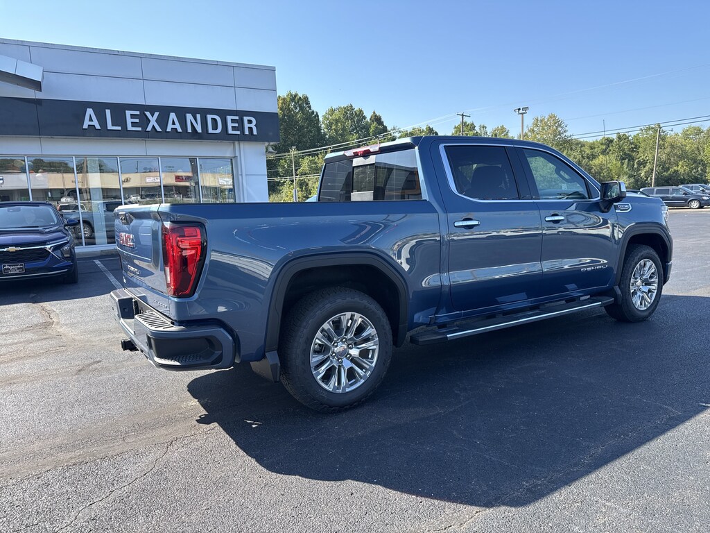 New 2025 GMC Sierra 1500 Denali Truck Crew Cab