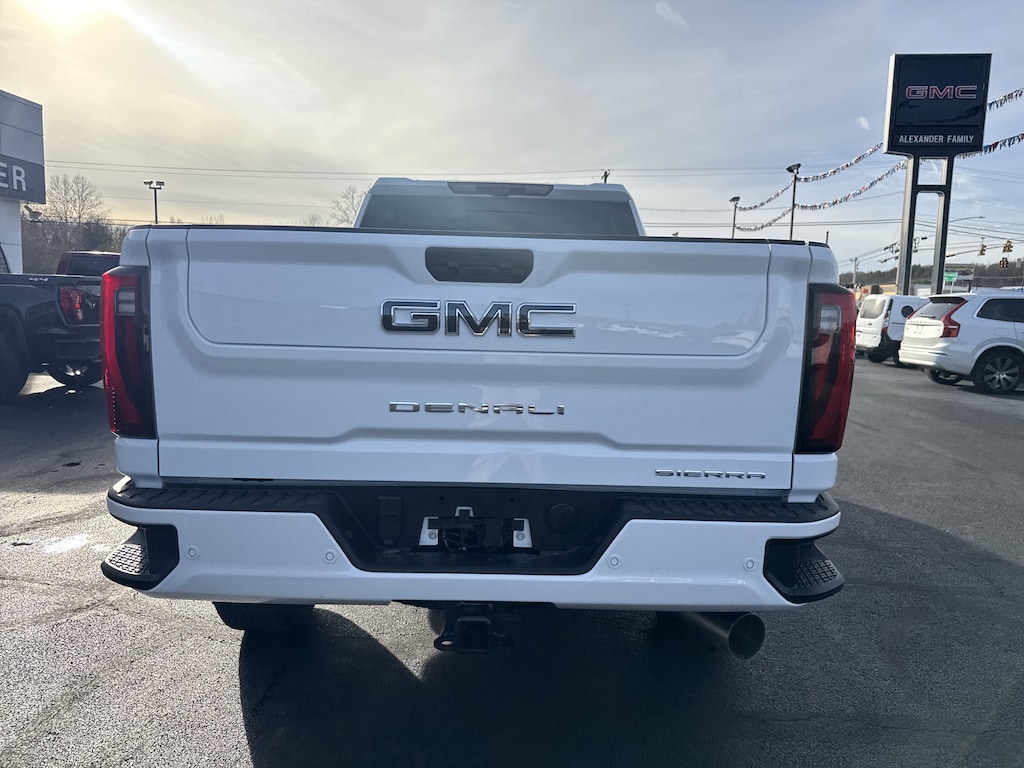 New 2026 GMC Sierra 2500 HD Denali Ultimate Truck Crew Cab