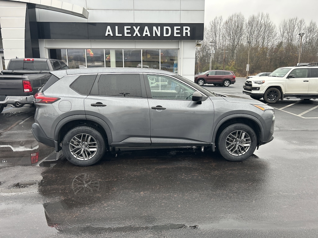 Used 2021 Nissan Rogue S SUV