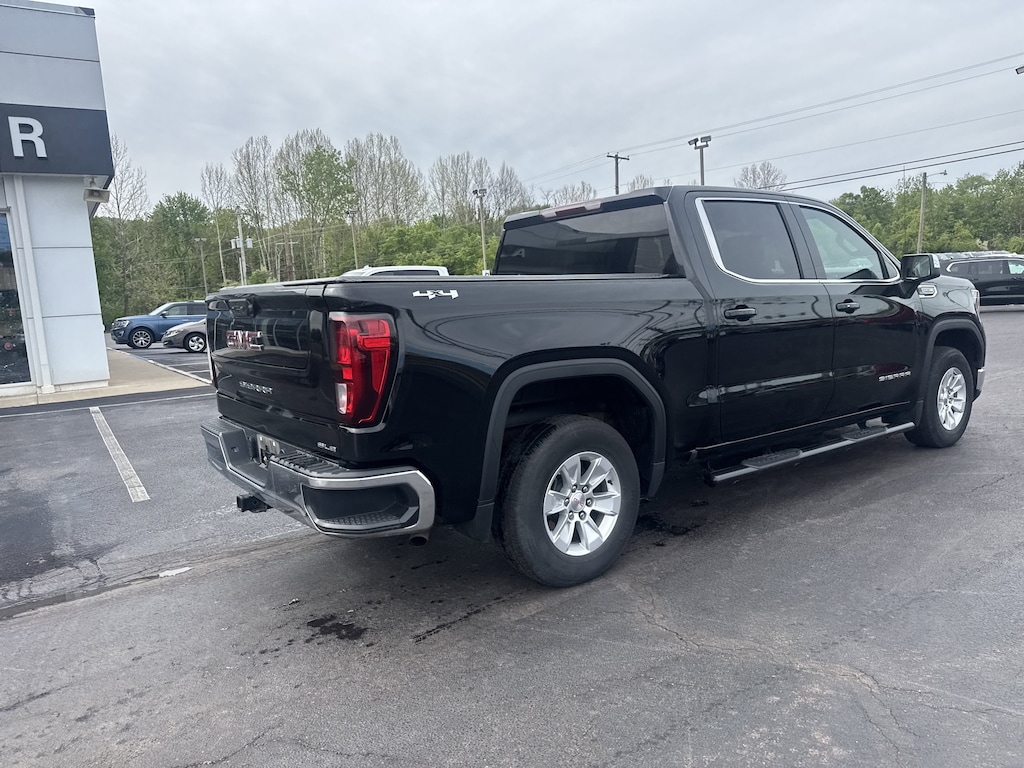 Used 2022 GMC Sierra 1500 SLE Truck Crew Cab