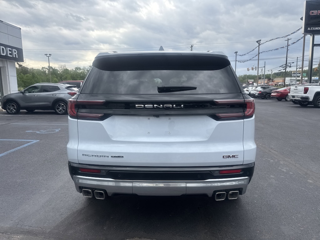 New 2026 GMC Acadia AWD Denali SUV