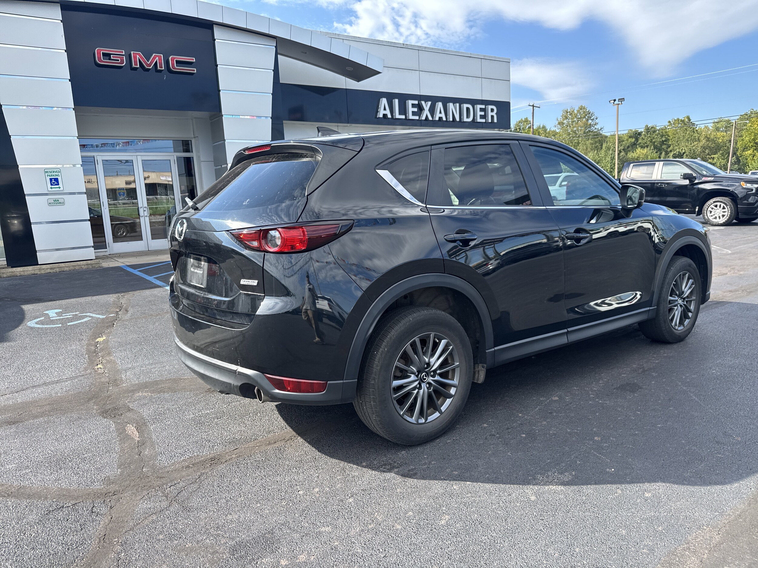 2019 Mazda CX-5 Touring photo 3
