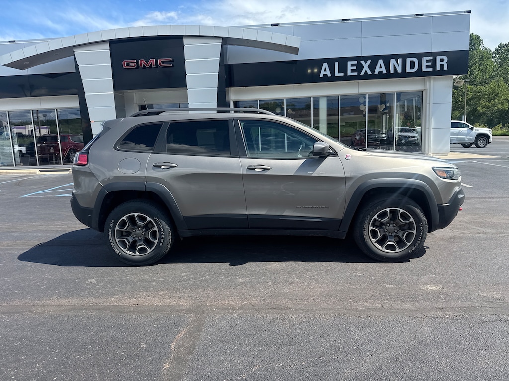 Used 2020 Jeep Cherokee Trailhawk SUV