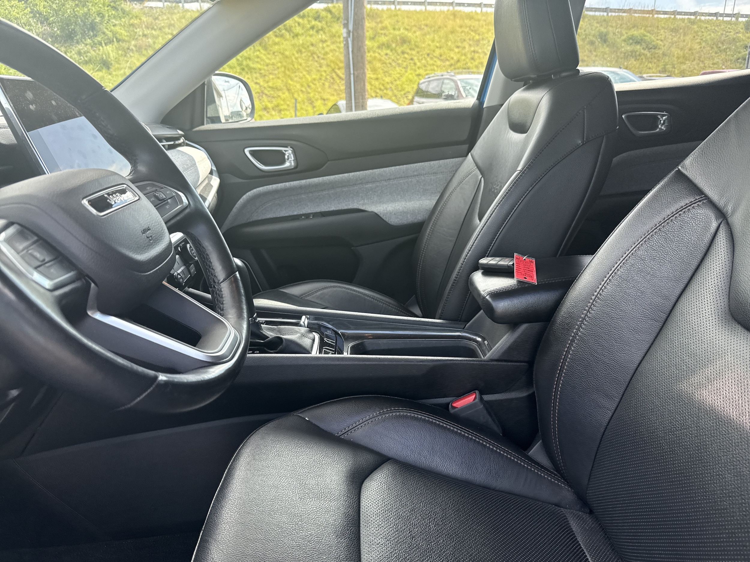 2022 Jeep Compass Latitude Lux - Photo 8