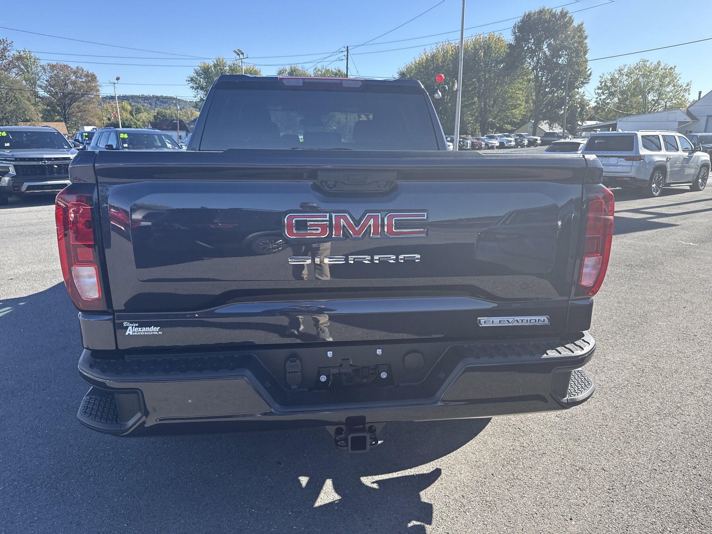 2026 Gmc Sierra 1500 Elevation photo 3