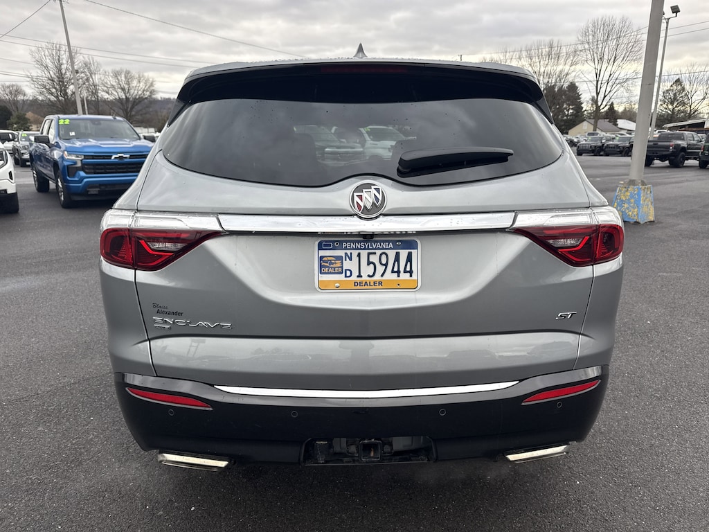 Used 2023 Buick Enclave Essence SUV