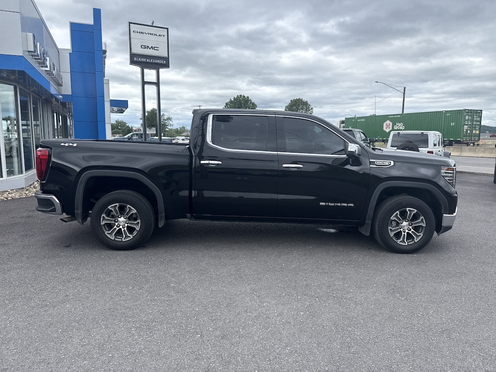 Used 2025 GMC Sierra 1500 SLT Truck Crew Cab