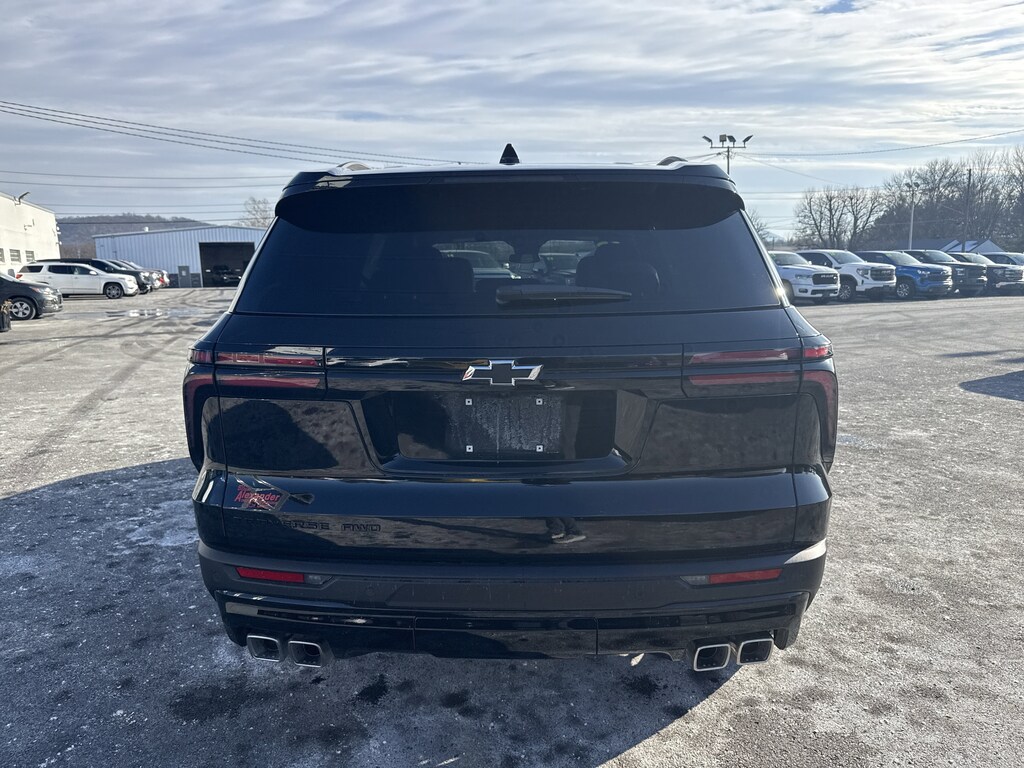 New 2026 Chevrolet Traverse AWD LT SUV