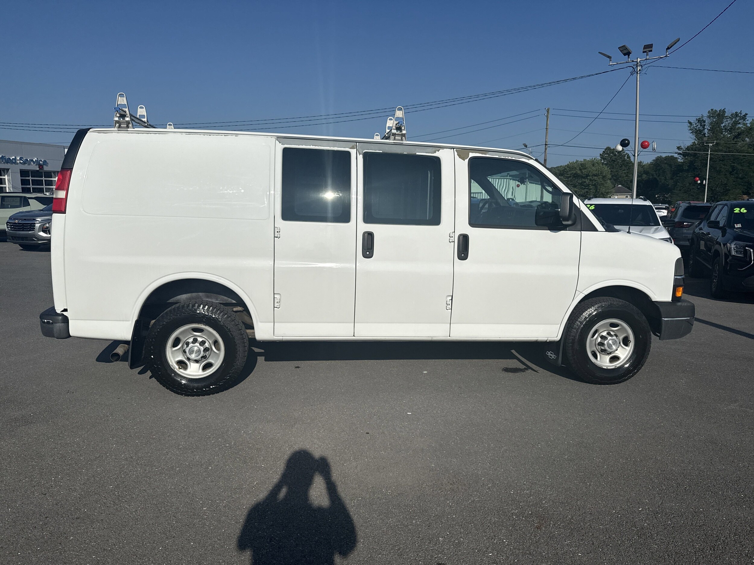 2013 Chevrolet Express Cargo 2500 Work Van photo 2