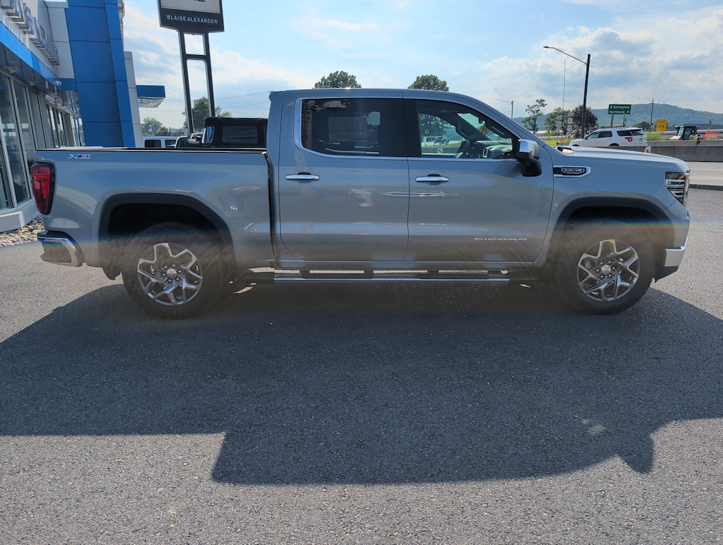 New 2026 GMC Sierra 1500 SLT Truck Crew Cab