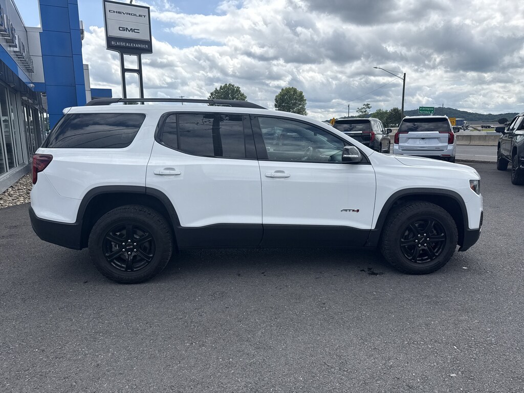 Used 2023 GMC Acadia AT4 SUV
