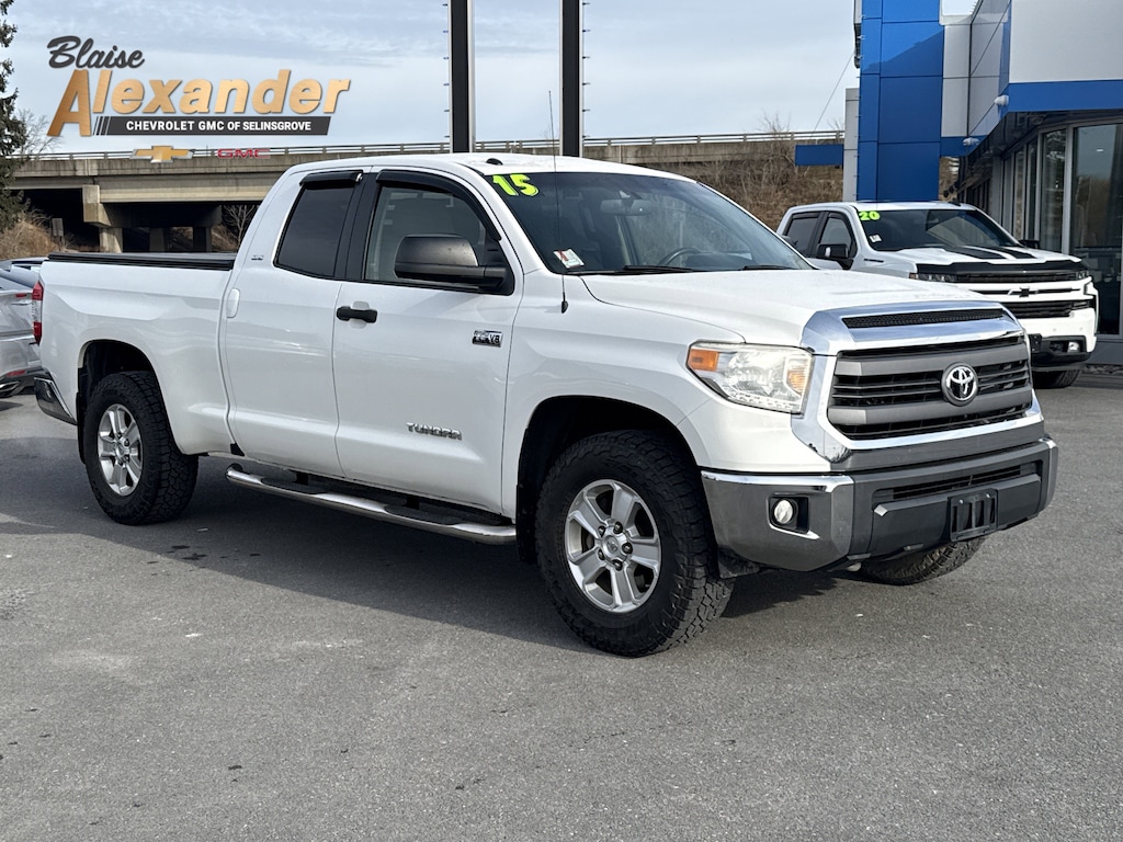 Used 2015 Toyota Tundra 4WD Truck SR5 5.7L V8 Truck Double Cab