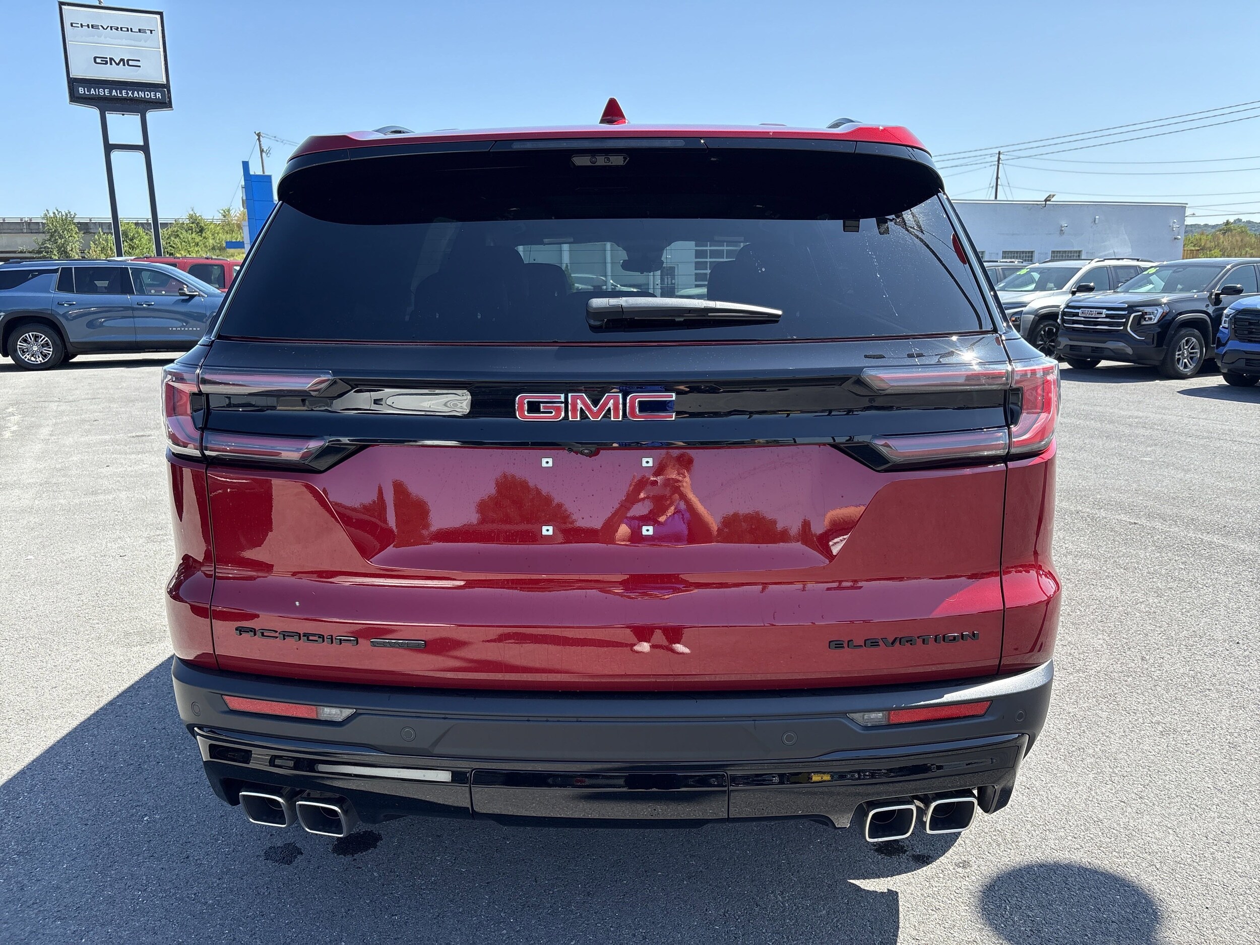 2026 Gmc Acadia Elevation photo 2