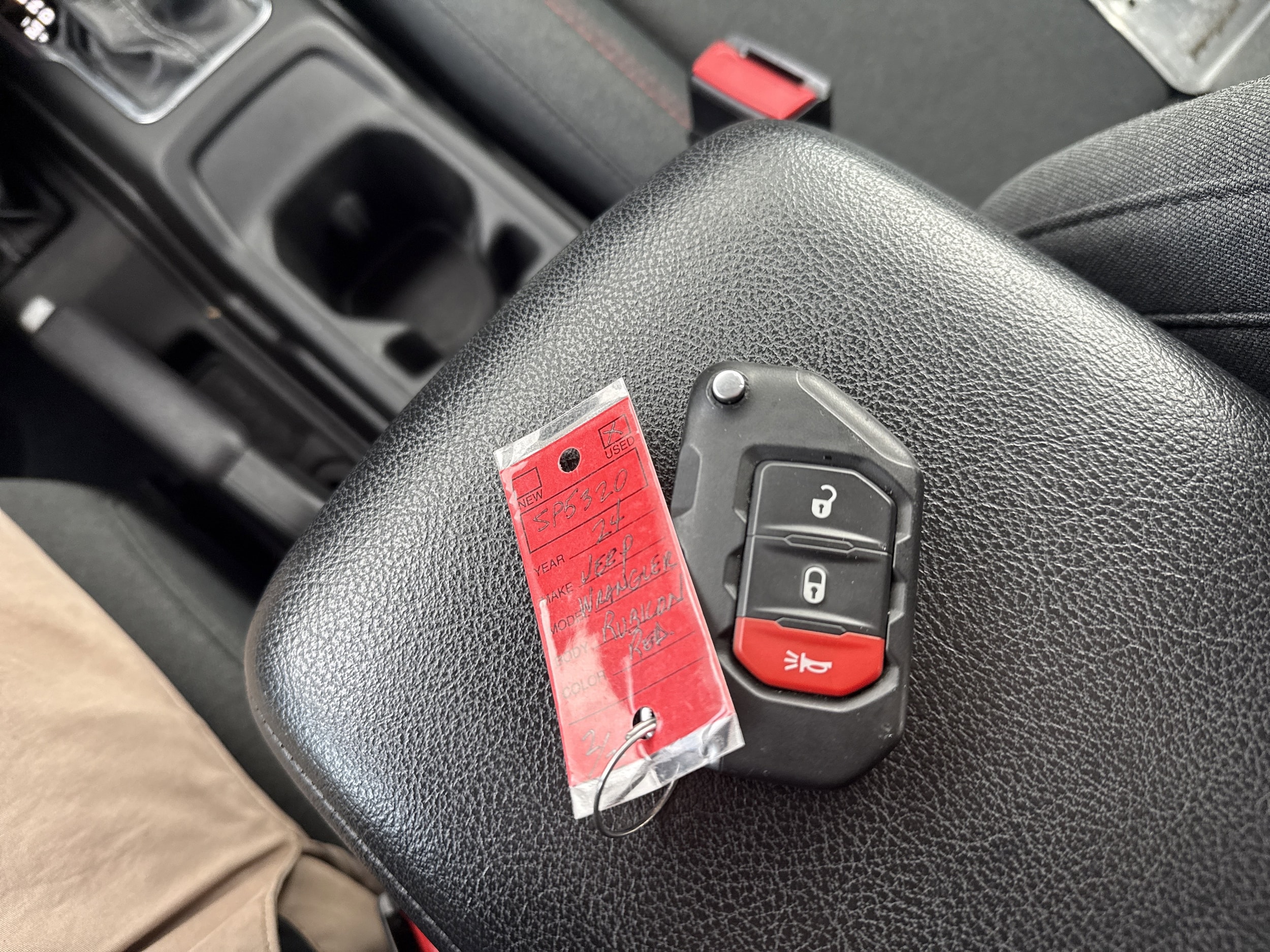 2024 Jeep Wrangler 4-Door Rubicon - Photo 31