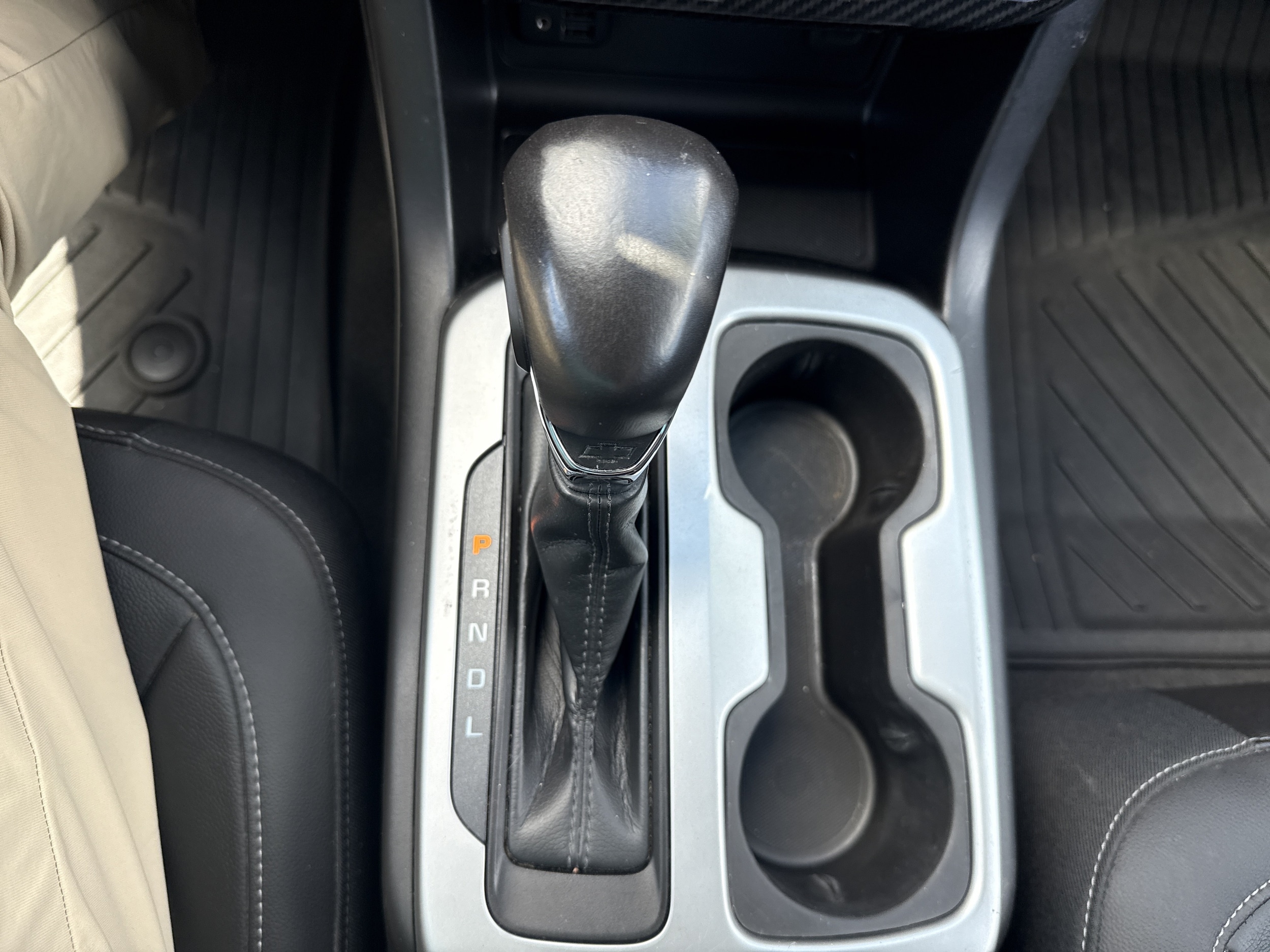 2022 Chevrolet Colorado ZR2 - Photo 24