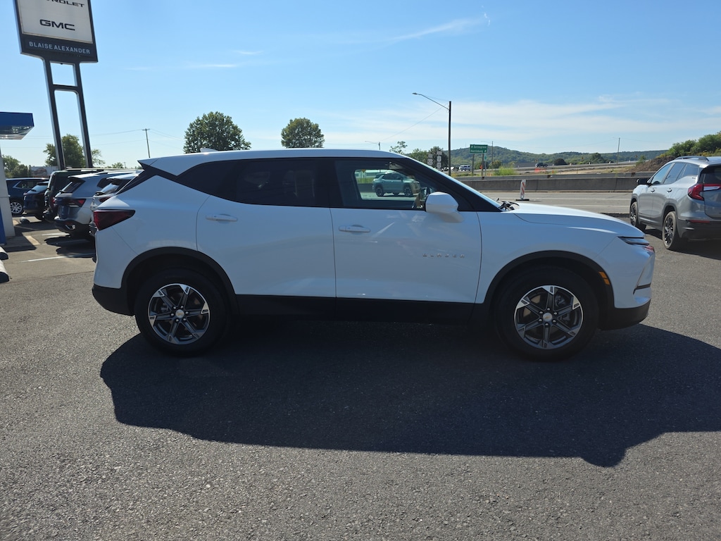 Used 2025 Chevrolet Blazer LT w/2LT SUV