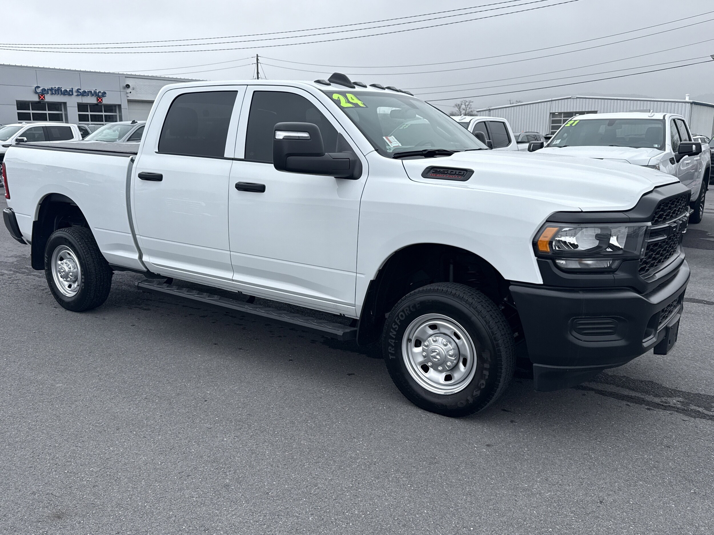 2024 Ram 2500 Tradesman photo 2